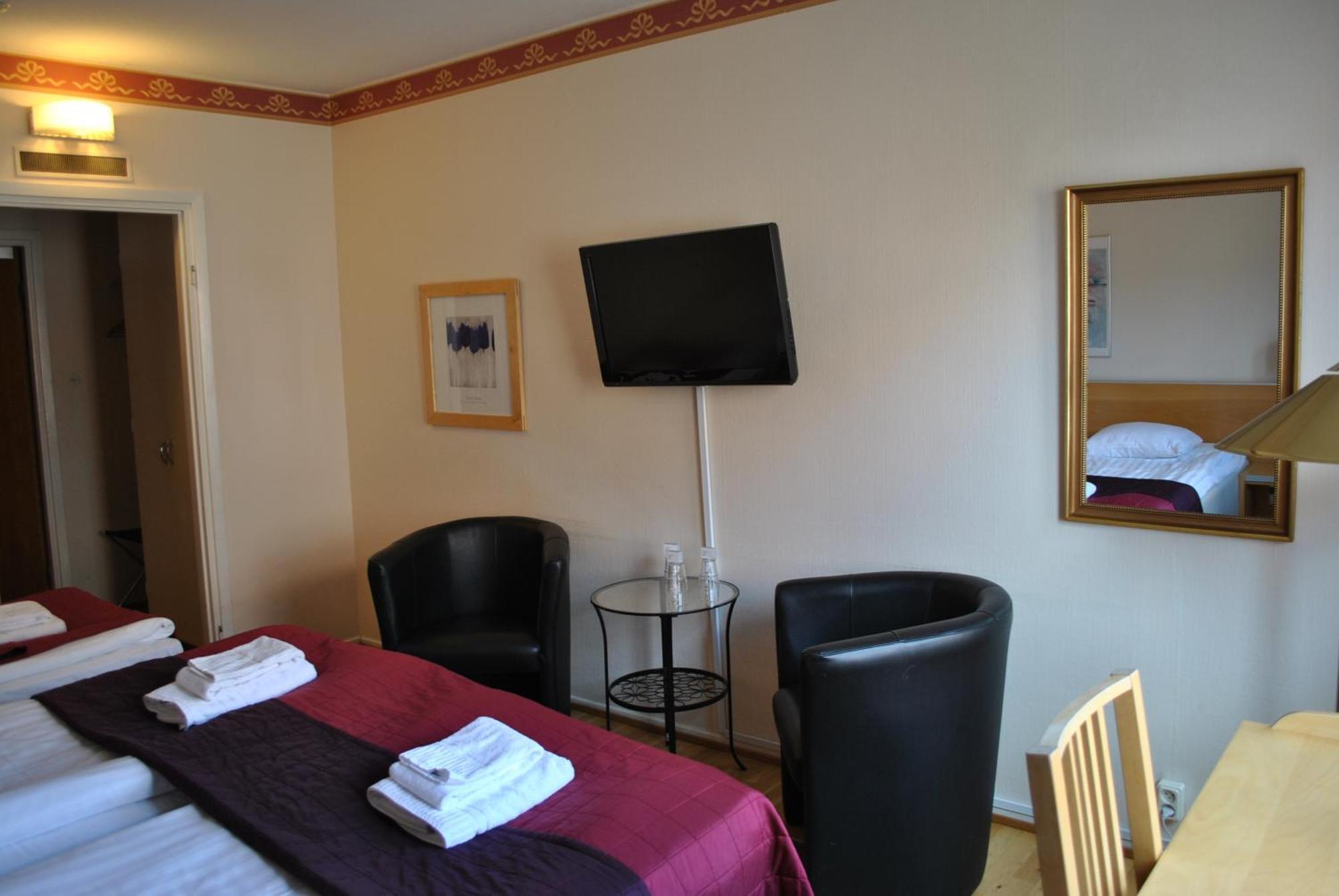 Solsta Hotell Karlstad Ruang foto
